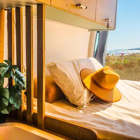 Отель Furgoneta Camperizada